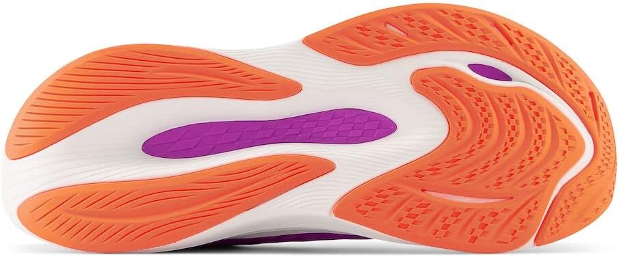 New Balance FuelCell Propel v4 sole or grip