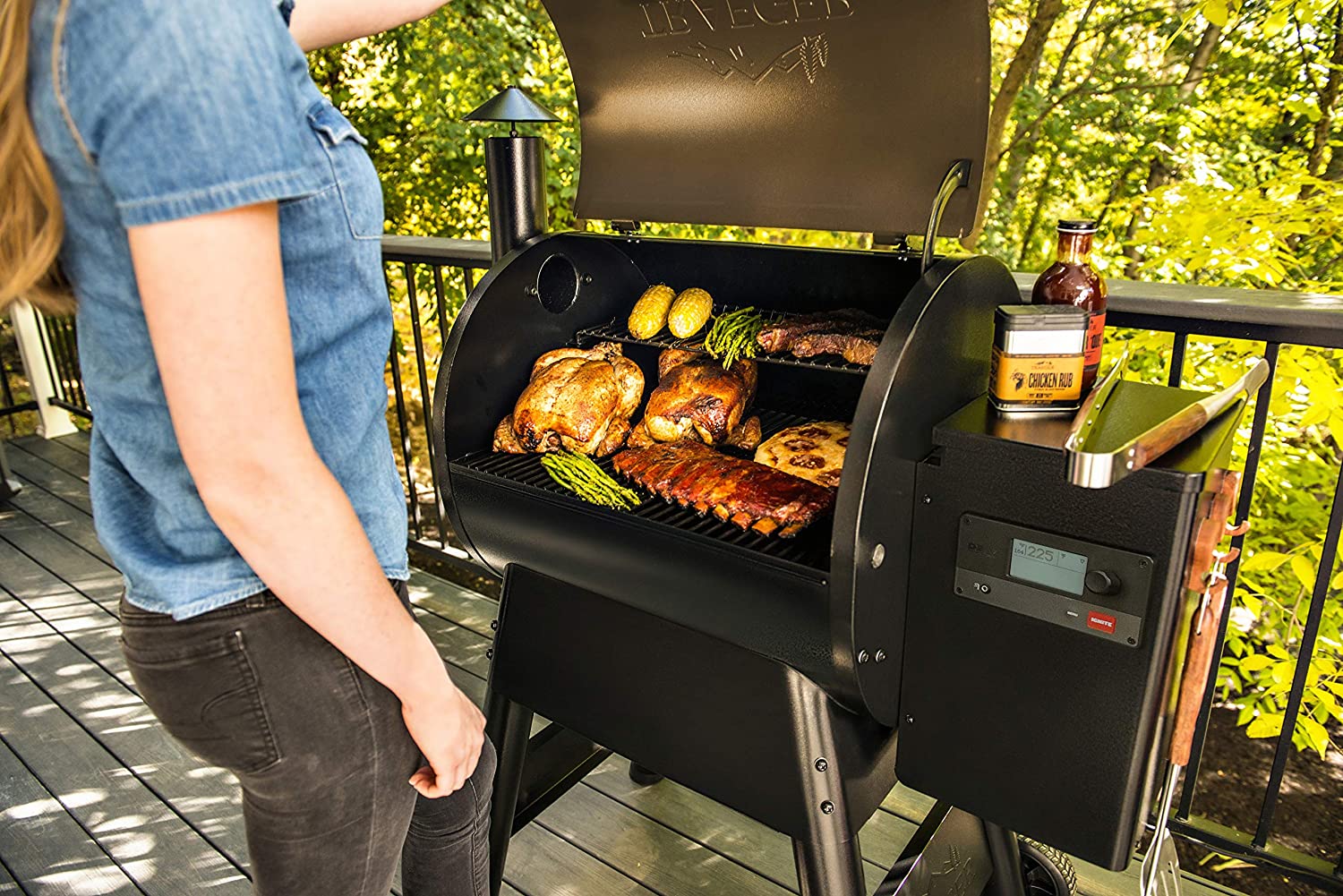 Traeger Pro Series 575 Smoker & Grill