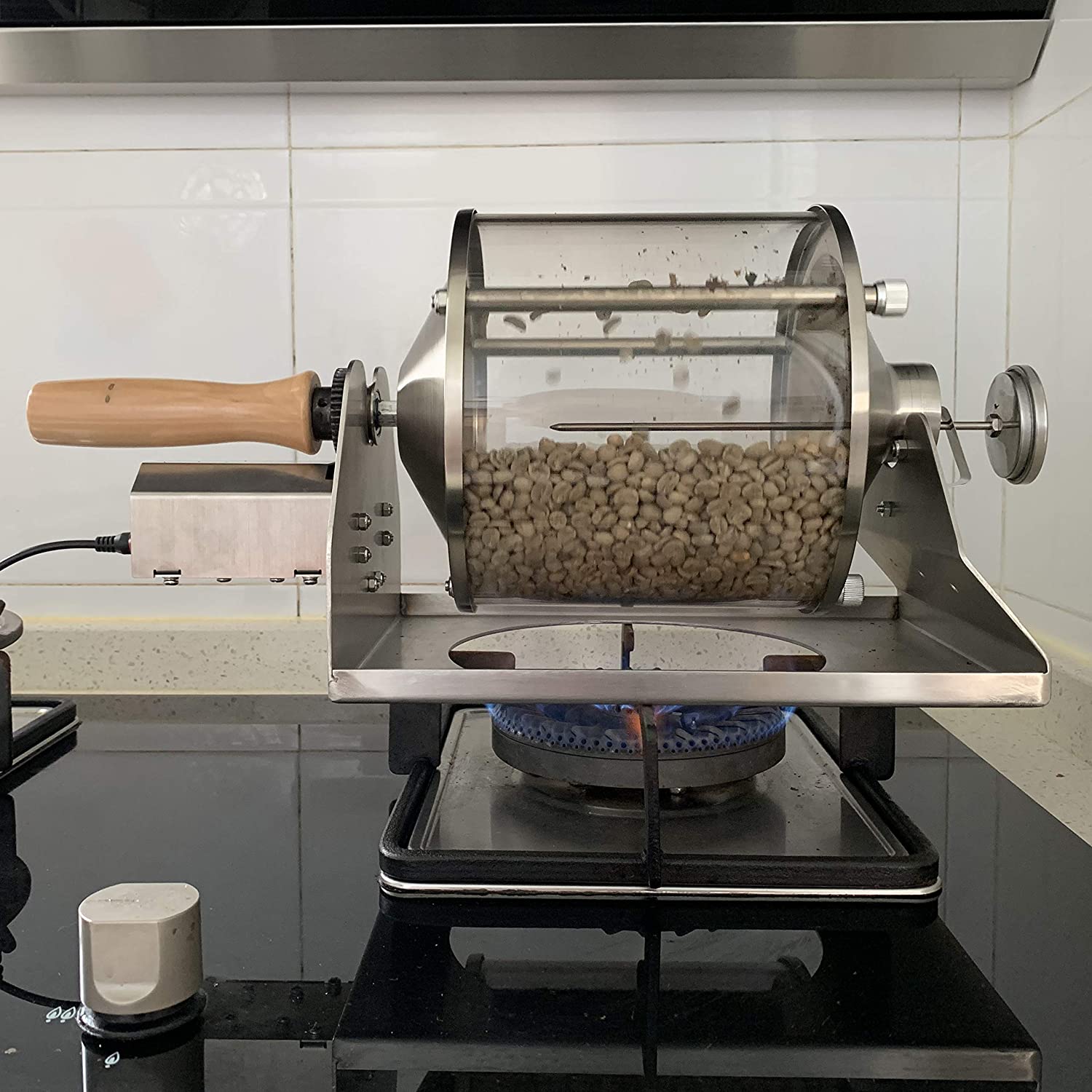 DYVEE Coffee Bean Roaster in use